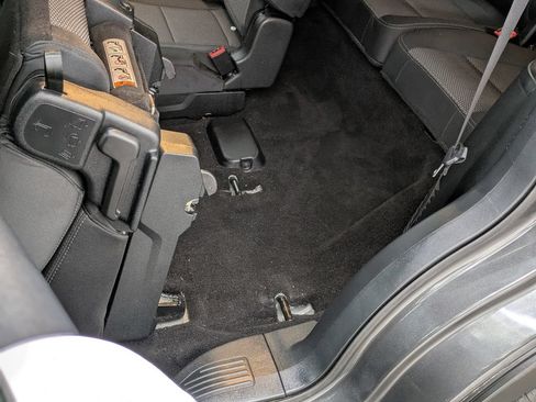 Used 2019 Ford Explorer XLT w/ Class III Trailer Tow Package AWD/4WD image 26