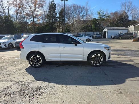 New 2026 Volvo XC60 B5 Ultra w/ Protection Package Premier image 12