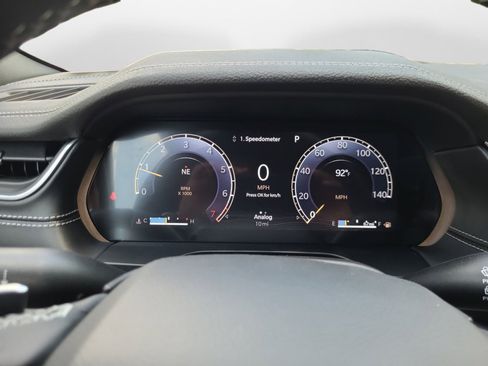 New 2025 Jeep Grand Cherokee Limited w/ Luxury Tech Group II image 11