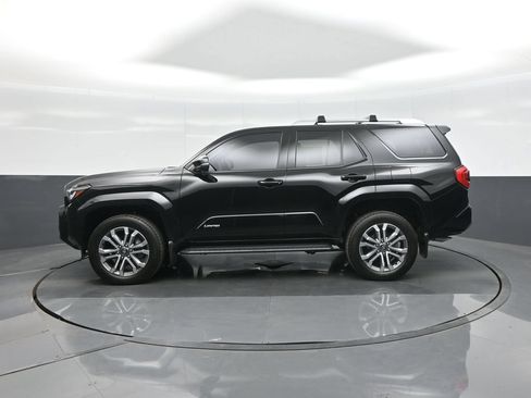 Certified 2025 Toyota 4Runner Limited AWD/4WD image 4
