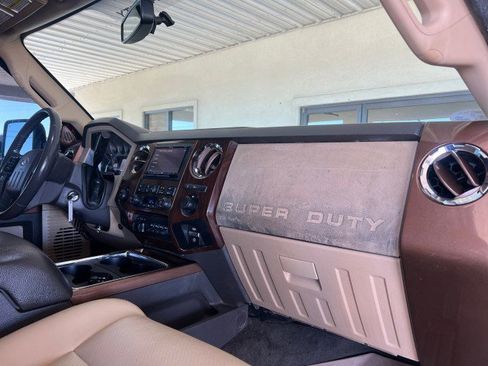 Used 2011 Ford F350 Lariat w/ Lariat Interior Pkg image 29
