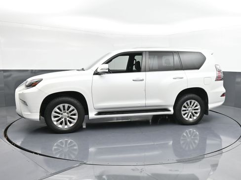 Used 2021 Lexus GX 460 Premium image 5