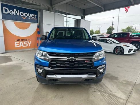 Used 2022 Chevrolet Colorado Z71 AWD/4WD image 3