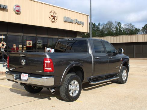 Certified 2022 RAM 2500 Laramie image 7