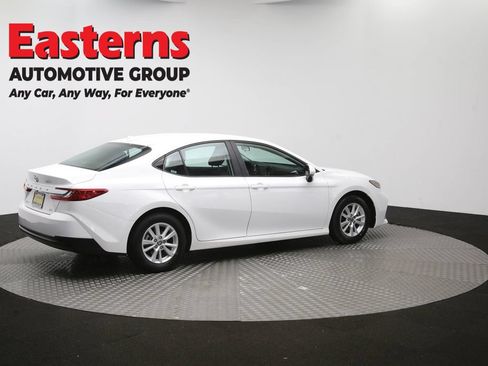 Used 2025 Toyota Camry LE FWD image 40