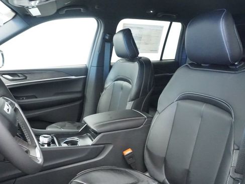 New 2026 Jeep Grand Cherokee Limited AWD/4WD image 23