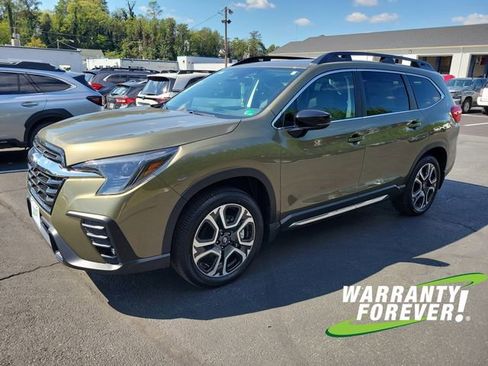 New 2025 Subaru Ascent Limited image 3