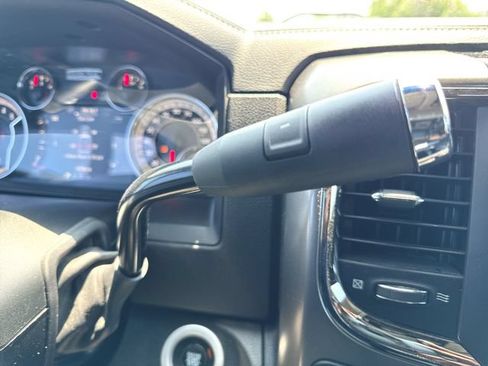 Used 2018 RAM 2500 Laramie w/ Sport Appearance Group AWD/4WD image 16
