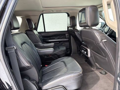 Used 2021 Ford Expedition Max Platinum image 10
