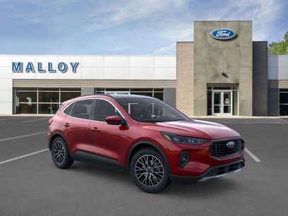 New 2025 Ford Escape SE w/ PHEV Premium Package