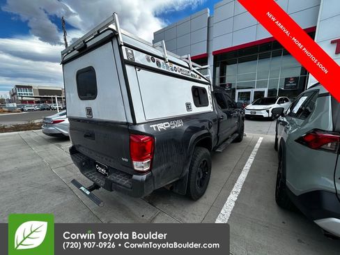 Used 2023 Toyota Tacoma TRD Sport w/ Advanced Technology Package image 7