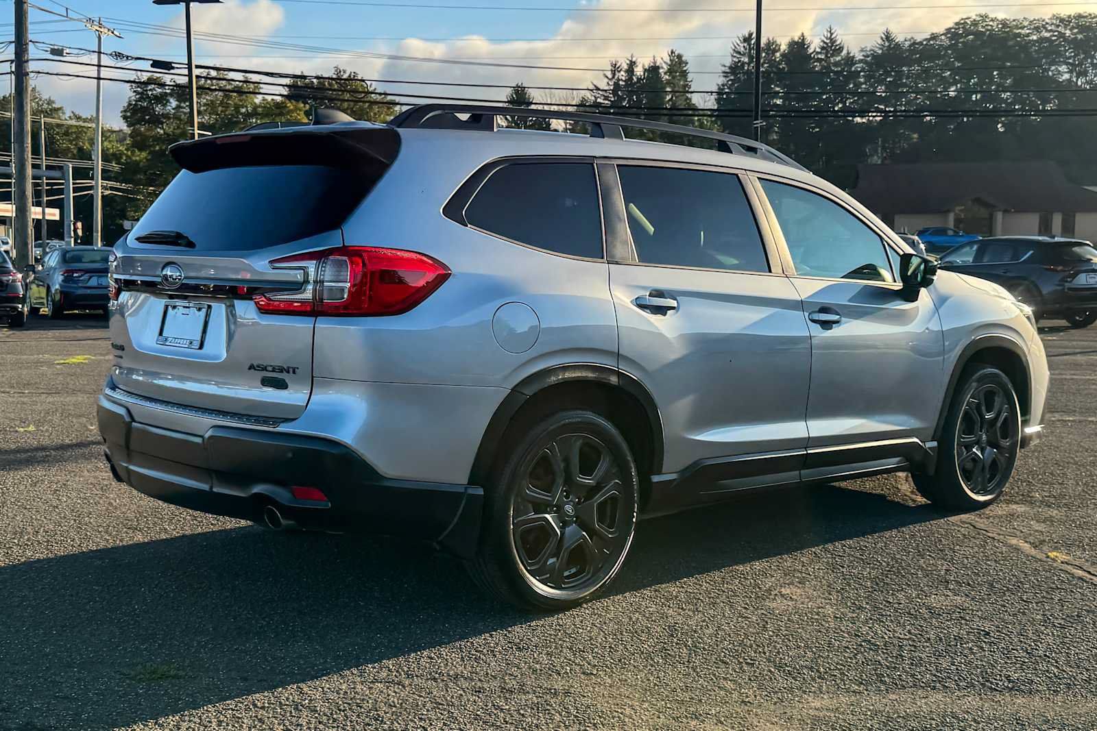 Used 2025 Subaru Ascent Bronze Edition w/ Onyx Package AWD/4WD image 3