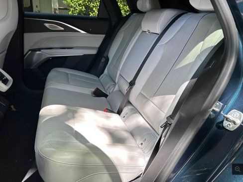 Used 2024 Cadillac Lyriq Sport w/ LPO, Floor Liner Package AWD/4WD image 4
