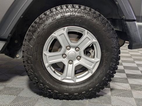 Used 2019 Jeep Wrangler Sport AWD/4WD image 20