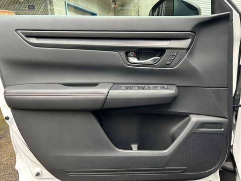 Used 2025 Honda CR-V Sport-L image 22