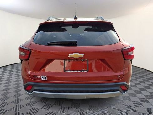 Certified 2024 Chevrolet Trax LT w/ Driver Confidence Package FWD image 5