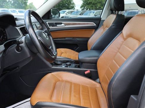 Used 2019 Volkswagen Atlas SEL Premium AWD/4WD image 13