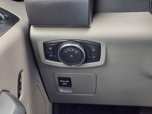 Used 2018 Ford F150 XLT AWD/4WD image 18