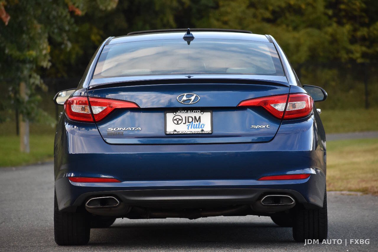 Used 2017 Hyundai Sonata Sport w/ Value Edition Package 02 FWD image 6