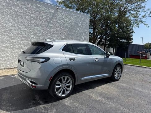 Used 2023 Buick Envision Avenir AWD/4WD image 5