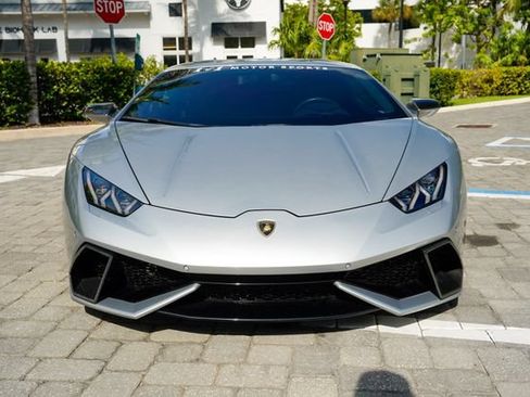 Used 2015 Lamborghini Huracan LP 610-4 AWD/4WD image 7