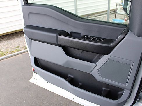 Used 2025 Ford F250 XL image 17