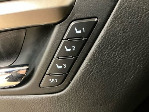 Used 2017 Lexus RX 350 w/ Premium Package image 18