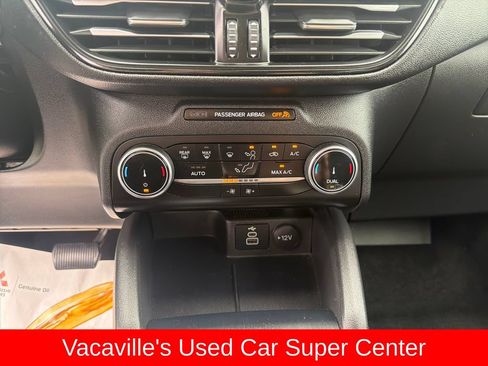 Used 2025 Ford Escape ST-Line FWD image 18