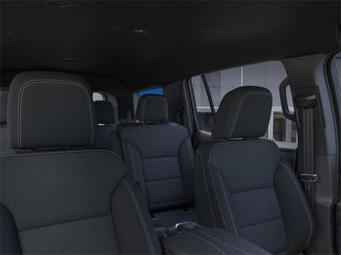 New 2026 Chevrolet Traverse LT image 24