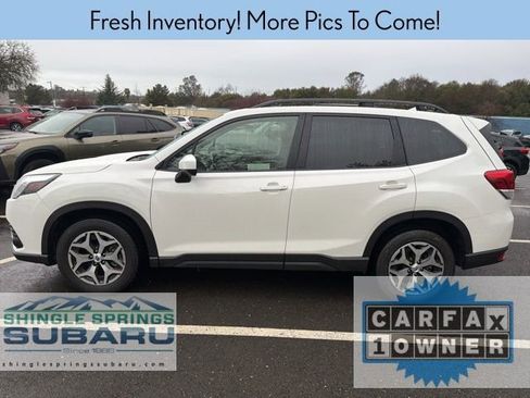 Used 2022 Subaru Forester Premium image 4
