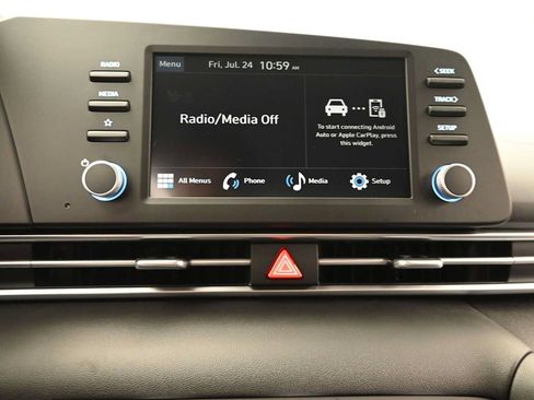 New 2026 Hyundai Elantra SE FWD image 19