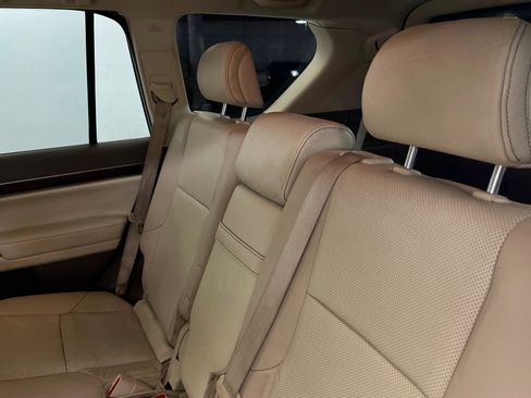 Used 2016 Lexus GX 460 w/ Premium Package AWD/4WD image 21