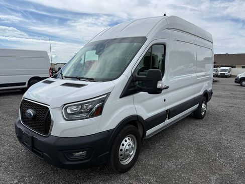 Used 2023 Ford Transit 250 148 High Roof AWD w/ Interior Upgrade Package image 7