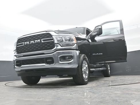 Used 2024 RAM 2500 Big Horn w/ Bed Utility Group image 44