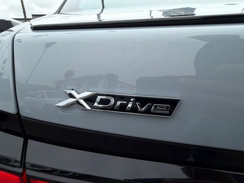 Used 2023 BMW 760i xDrive w/ Executive Package image 6