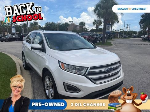 Used 2018 Ford Edge Titanium w/ Technology Package FWD image 2