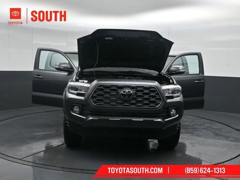 Used 2023 Toyota Tacoma TRD Sport AWD/4WD image 55