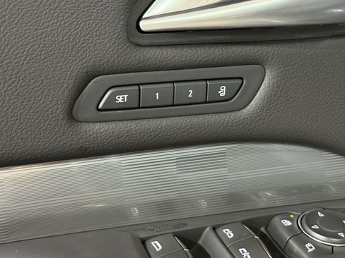 New 2025 Cadillac XT4 Premium Luxury FWD image 14