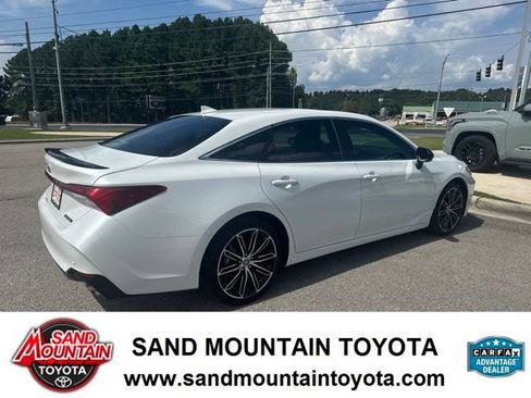 Used 2021 Toyota Avalon Touring w/ Advanced Safety Package FWD image 3