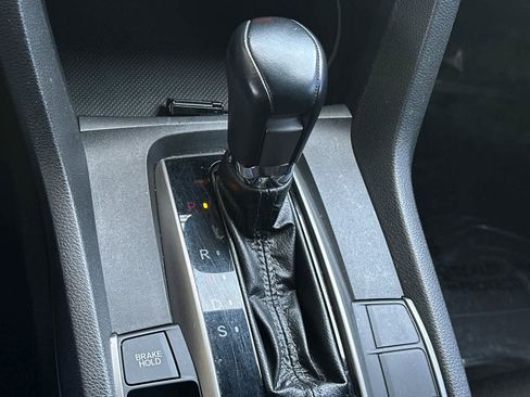 Used 2019 Honda Civic Sport image 21