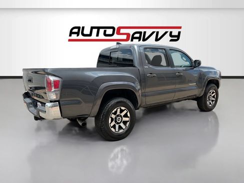 Used 2020 Toyota Tacoma SR5 RWD image 7