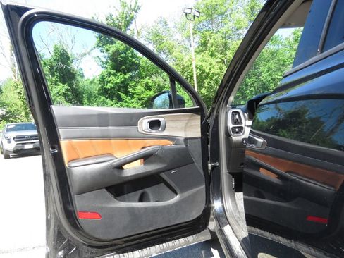 Used 2021 Kia Sorento SX Prestige AWD/4WD image 9