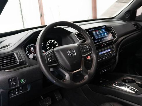 Certified 2025 Honda Ridgeline TrailSport+ image 3