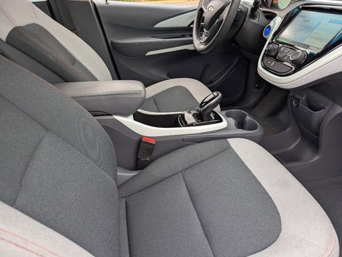 Used 2021 Chevrolet Bolt LT image 12