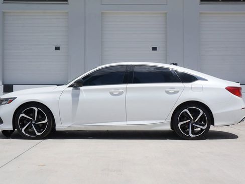 Used 2021 Honda Accord Sport image 7