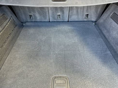 Certified 2023 Porsche Cayenne AWD/4WD image 17