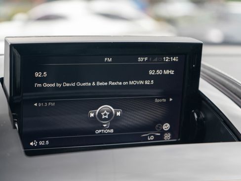 Used 2016 Aston Martin Vanquish Volante image 21