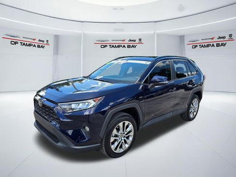 Used 2021 Toyota RAV4 XLE Premium FWD image 2