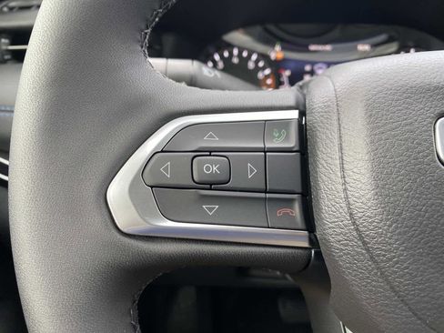 New 2026 Jeep Compass Limited image 15