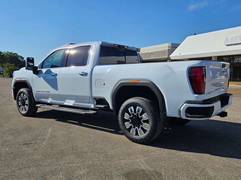 New 2026 GMC Sierra 2500 Denali w/ Denali Reserve Package image 3